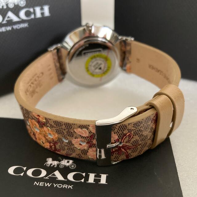 新品 COACH コーチ 腕時計 シグネチャー フラワー 本革 かわいい