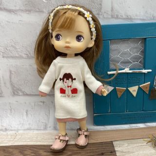 ハンドメイド  モンストドール　リカちゃん　トレーナー(その他)