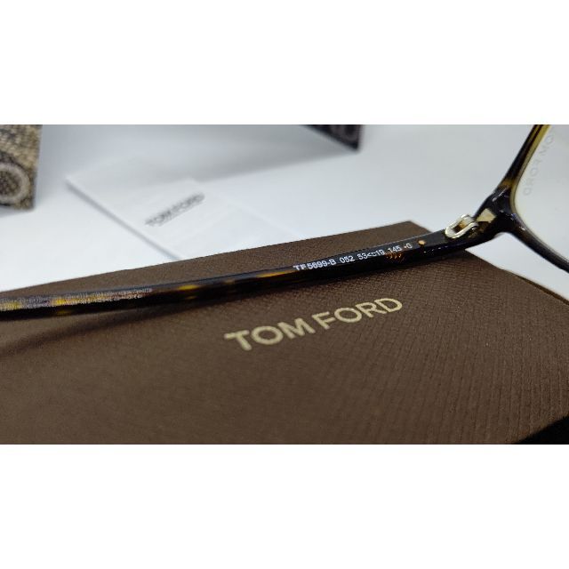 TOM FORD(トムフォード)のトムフォード 眼鏡 送料無料 税込 新品 TF5699-B 052 メンズのファッション小物(サングラス/メガネ)の商品写真