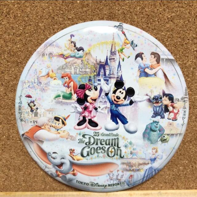 Disney ディズニー 缶バッジ ディズニーランド 25周年 25th 缶バッチの通販 By すいけん亭 S Shop ディズニーならラクマ