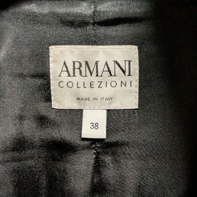 ARMANI COLLEZIONI(アルマーニ コレツィオーニ)のコート アルマーニ レディースのジャケット/アウター(ロングコート)の商品写真