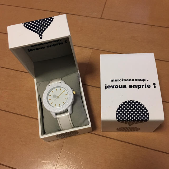 mercibeaucoup(メルシーボークー)の値下げ ジュヴフルウォッチ 未使用 レディースのファッション小物(腕時計)の商品写真