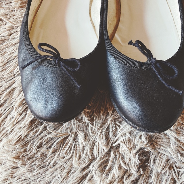 repetto(レペット)の レペット CENDRILLON Noir カーフスキン  バレエシューズ レディースの靴/シューズ(バレエシューズ)の商品写真