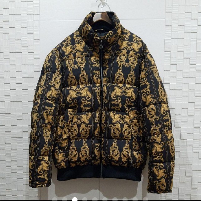 レア!】ZARA バロック調柄パフジャケット ダウンジャケット | www