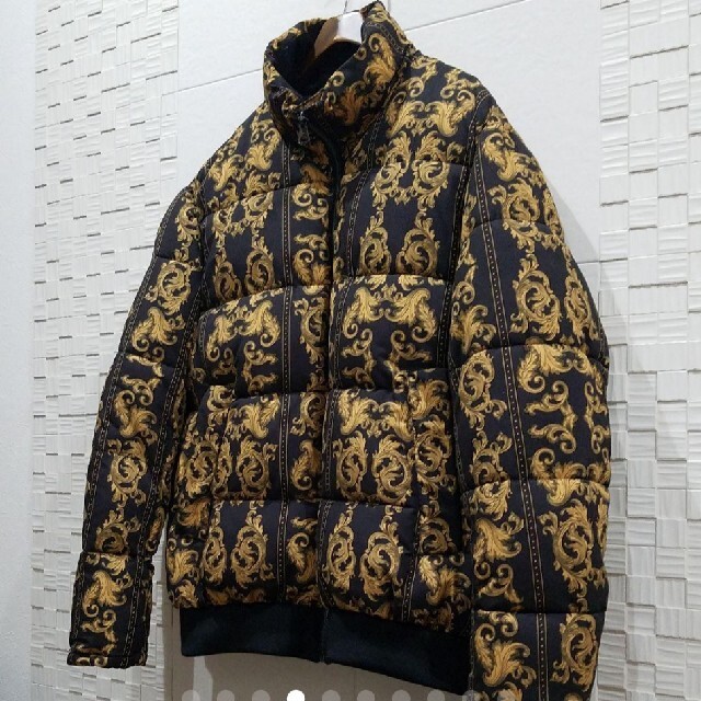 レア!】ZARA バロック調柄パフジャケット ダウンジャケット | www