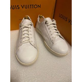 ルイヴィトン(LOUIS VUITTON)の★人気★ ルイヴィトン ホワイト スニーカー サイズ 6 1/2  25.5cm(スニーカー)