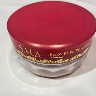 カネボウ(Kanebo)のSALA BODY PUFF POWDER プリズムパール(ボディパウダー)