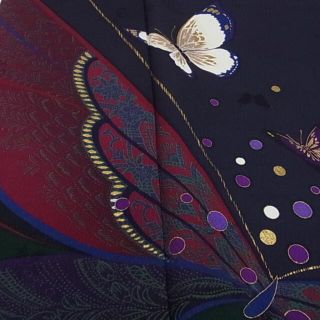 HANAE MORI - 森英恵・HANAE MORI 振袖 舞蝶文 金彩 パールトーン加工