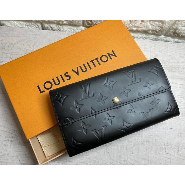 LOUIS VUITTON(ルイヴィトン)のルイヴィトン ポルトフォイユ・サラ ヴェルニ レッド×マットブラック 長財布 レディースのファッション小物(財布)の商品写真