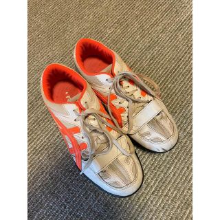 アシックス(asics)のマピミピさん取引中【送料込】asics 投擲シューズ　24.5cm(陸上競技)