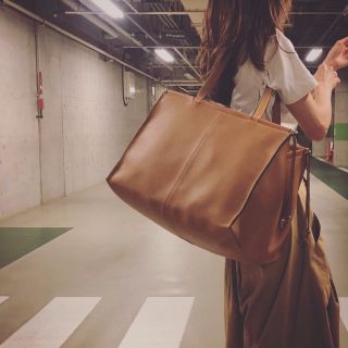 LOEWE - ロエベ クッショントート ラージ ライトキャメルの通販 by