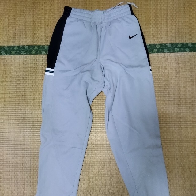 NIKE(ナイキ)のNIKE　ナイキジャージ　XL 厚手　裏起毛 メンズのトップス(ジャージ)の商品写真