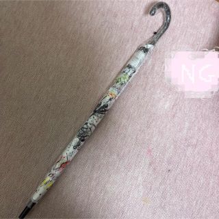 嵐 展覧会 ビニール傘