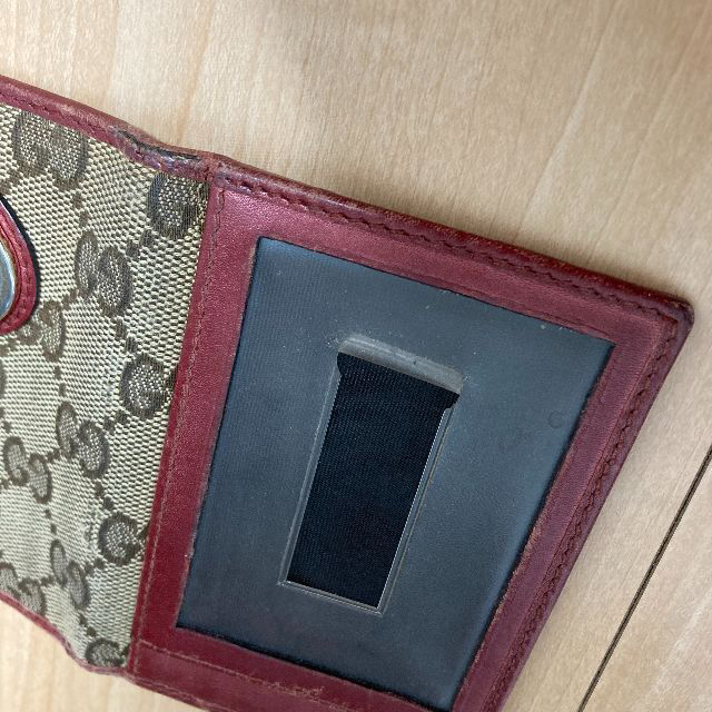 Gucci(グッチ)のGUCCI 定期入れ カードケース 赤 GG柄 グッチ レディースのファッション小物(名刺入れ/定期入れ)の商品写真