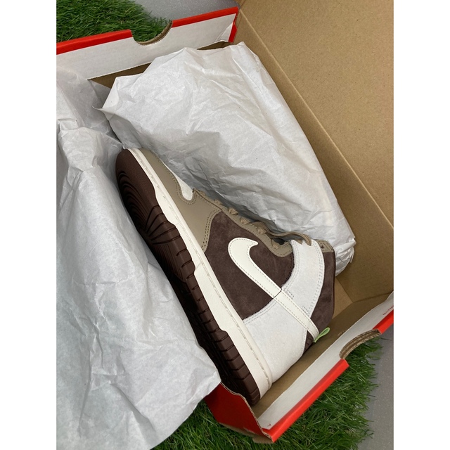 NIKE(ナイキ)のナイキ ダンク ハイ プレミアム ライトチョコレート 新品23cm レディースの靴/シューズ(スニーカー)の商品写真