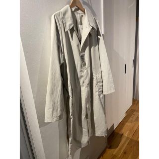 ユニクロ(UNIQLO)の新品！UNIQLO U 22ss トレンチコート　Lサイズ(トレンチコート)