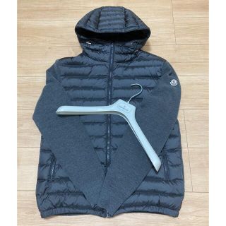 モンクレール(MONCLER)の美品　モンクレール  ニットダウンパーカー(ダウンジャケット)