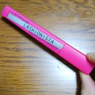 メイベリン(MAYBELLINE)のメイベリン ニューヨーク ラッシュニスタ N 01 ブラック 7.5ml(マスカラ)