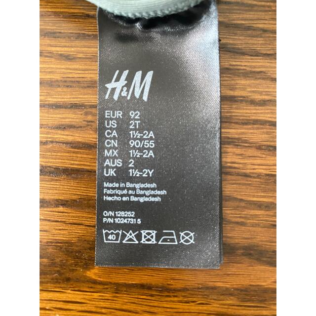 H&M(エイチアンドエム)の⭐︎新品未使用⭐︎ H&Mベビースイムウェア　90センチ キッズ/ベビー/マタニティのキッズ服女の子用(90cm~)(水着)の商品写真