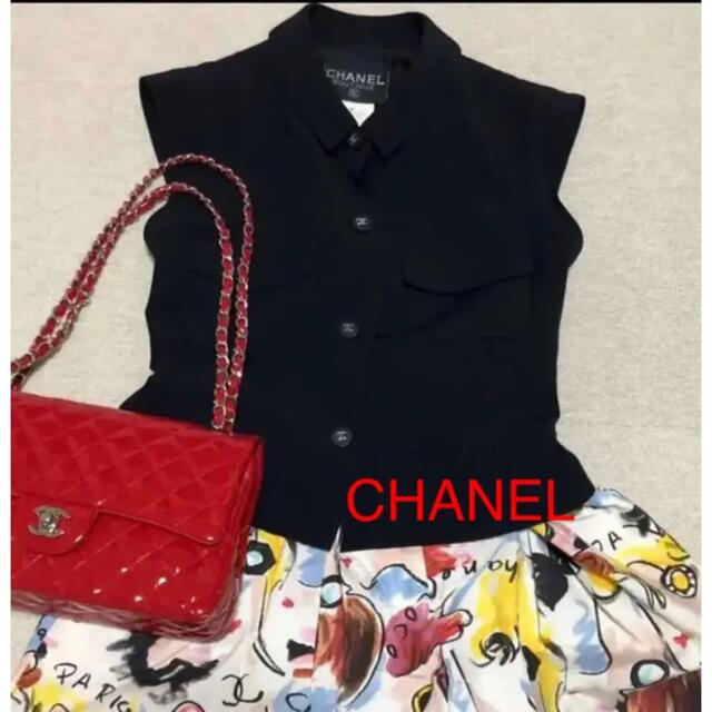 CHANEL(シャネル)のshioshio様 専用です           CHANELダークネイビージレ レディースのトップス(ベスト/ジレ)の商品写真