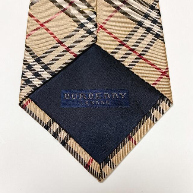 BURBERRY(バーバリー)の美品　バーバリーロンドン　ノバチェック　ネクタイ　高級シルク100% メンズのファッション小物(ネクタイ)の商品写真