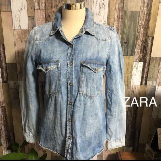 ザラ(ZARA)のZARA インディゴシャツと花柄シャツ(シャツ/ブラウス(長袖/七分))