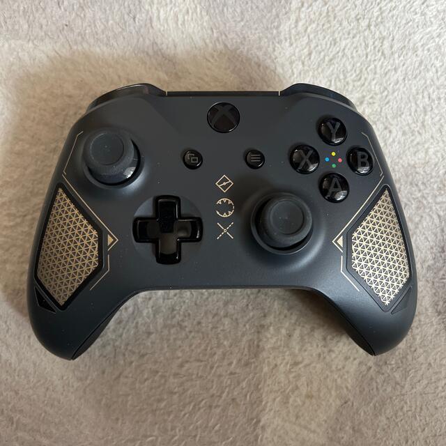 Microsoft(マイクロソフト)のxbox controller  エンタメ/ホビーのゲームソフト/ゲーム機本体(その他)の商品写真