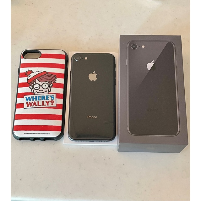 美品 Apple iPhone8 64G スペースグレー SIMフリー カバー付-
