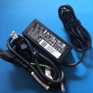 デル(DELL)のデル　　HA65NS5-00 外径4.5ミリ　７日間保障(PC周辺機器)