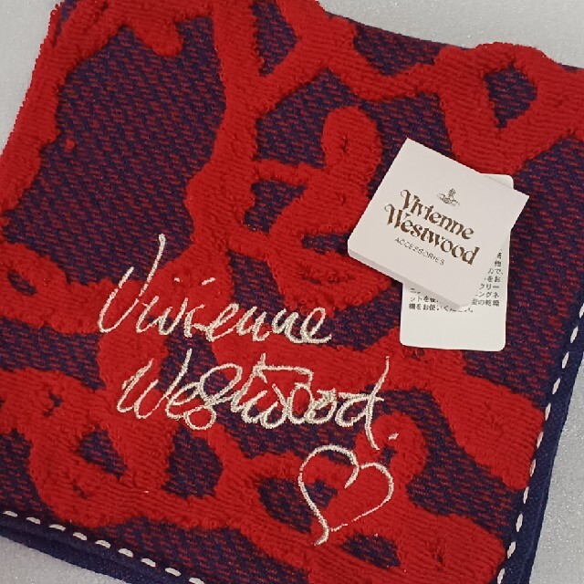 Vivienne Westwood(ヴィヴィアンウエストウッド)の値下げ📌vivenne Westwood☆大判タオルハンカチ💗 レディースのファッション小物(ハンカチ)の商品写真