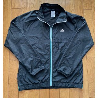 アディダス(adidas)の　adidas ウィンドブレーカー(ウェア)