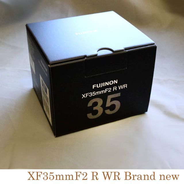 富士フイルム(フジフイルム)の☆新品 XF35mmF2 R WR 富士フイルム フジノンレンズ スマホ/家電/カメラのカメラ(レンズ(単焦点))の商品写真