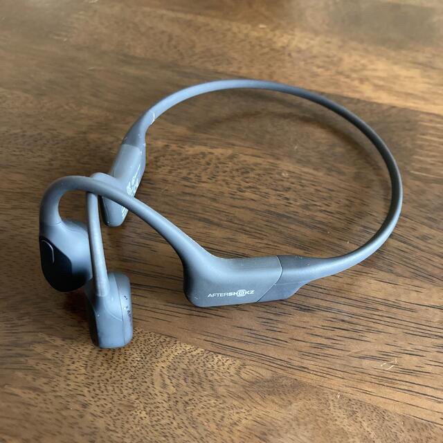 フォーカルポイント AFTERSHOKZ AEROPEX/コズミックブラック