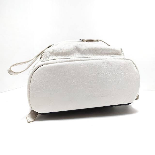 DIESEL(ディーゼル)のディーゼル リュックサック アイボリー レディースのバッグ(リュック/バックパック)の商品写真
