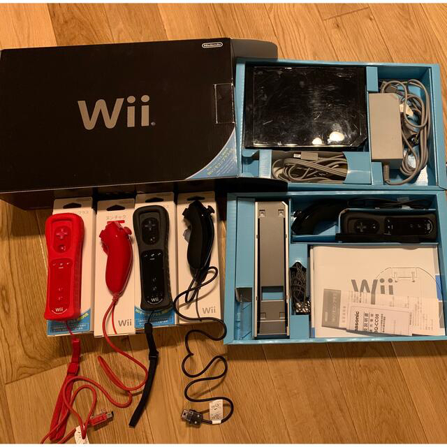 Nintendo Wii RVL-S-KAAH セット