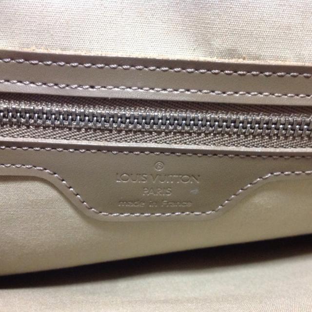 格安爆買い LOUIS VUITTON - ルイヴィトン ショルダーバッグ エピの通販 by ブランディア|ルイヴィトンならラクマ 超激得新品