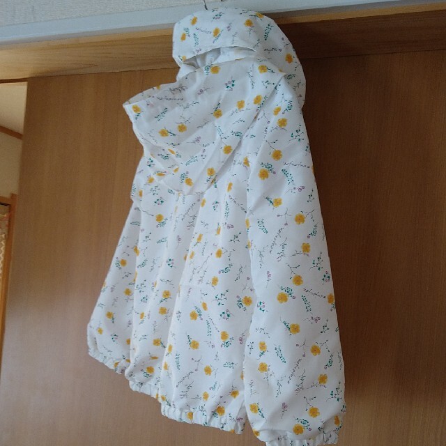 mou jon jon(ムージョンジョン)のmoujonjon　春ジャケット　パーカー　上着　140cm　女の子　子供服 キッズ/ベビー/マタニティのキッズ服女の子用(90cm~)(ジャケット/上着)の商品写真