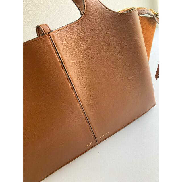 今週限定値下げ】セリーヌ トライフォールド CELINE 本革 キャメル