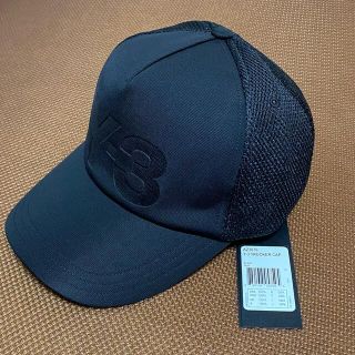 ワイスリー(Y-3)の★Y-3×adidas★TRUCKER CAP キャップ  黒★AZ3076 (キャップ)