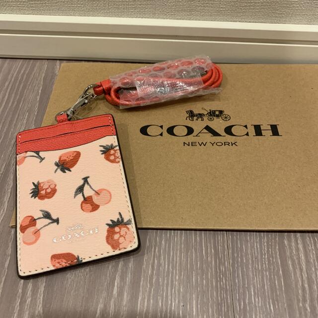 COACH IDケース カードケース F23679 フルーツ柄