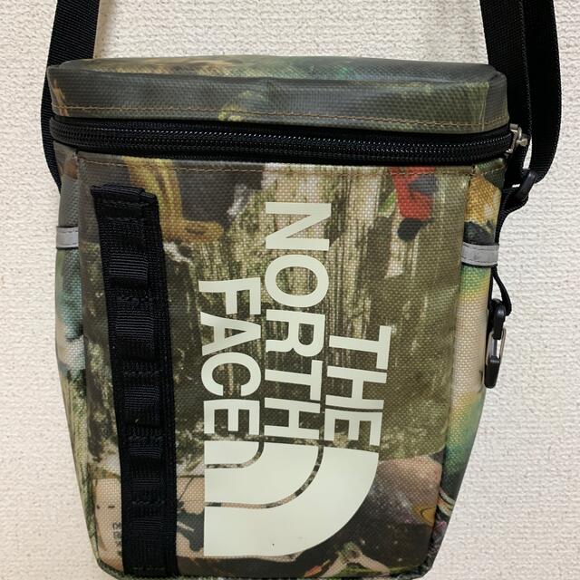 THE NORTH FACE(ザノースフェイス)のノースフェイス　ヒューズボックスポーチ メンズのバッグ(ショルダーバッグ)の商品写真