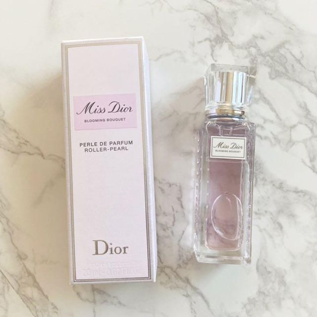 Christian Dior(クリスチャンディオール)のミス ディオール ブルーミング ブーケ ローラー パール  20ml コスメ/美容の香水(香水(女性用))の商品写真