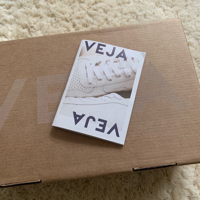 UNITED ARROWS(ユナイテッドアローズ)のveja レザー　スニーカー レディースの靴/シューズ(スニーカー)の商品写真