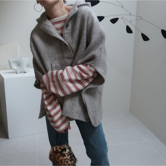 ARGUE(アギュー)のargue SHETLAND WOOL LINEN VINTAGE PONCHO レディースのジャケット/アウター(ポンチョ)の商品写真