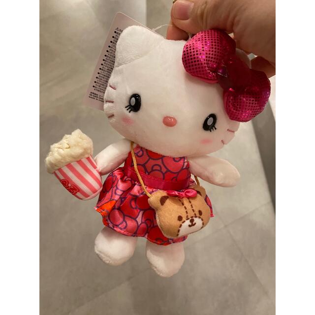 サンリオ - ユニバ USJ キティ マスコット ぬいぐるみ バッジ サンリオ - ユニバ USJ キティ マスコット ぬいぐるみ バッジ