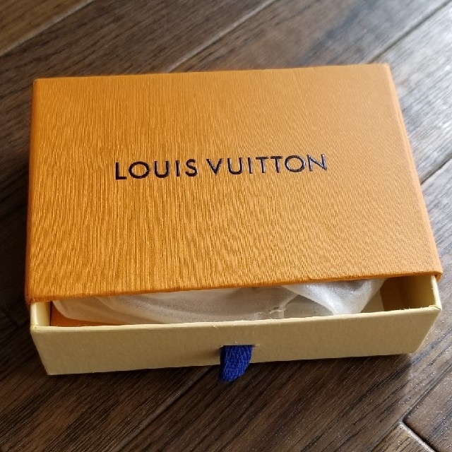 LOUIS VUITTON(ルイヴィトン)のキーリング 韓国 レディースのファッション小物(キーホルダー)の商品写真