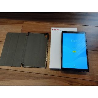 レノボ(Lenovo)のドコモ　docomo　dtab d-42a 美品　ネイビー　残債なし(タブレット)