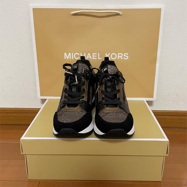 Michael Kors(マイケルコース)の新品未使用　マイケルコース　スニーカー　Georgie trainer レディースの靴/シューズ(スニーカー)の商品写真