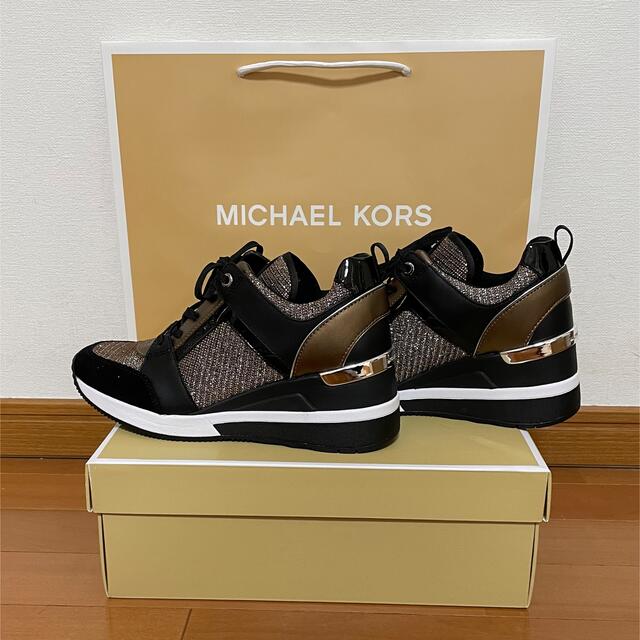 Michael Kors(マイケルコース)の新品未使用　マイケルコース　スニーカー　Georgie trainer レディースの靴/シューズ(スニーカー)の商品写真