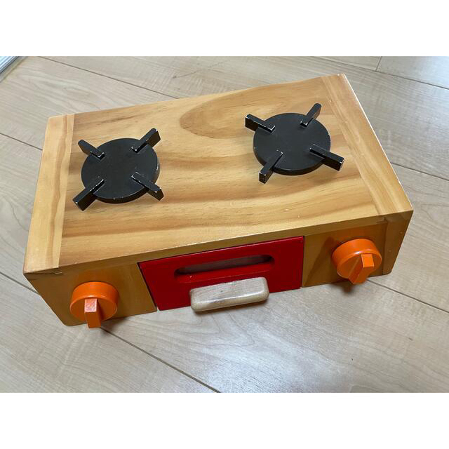 sasa様　予約　ウッディプッティ　木製コンロ ハンドメイドのキッズ/ベビー(おもちゃ/雑貨)の商品写真